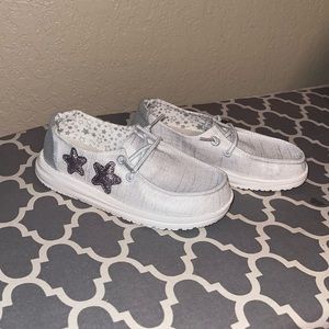 Girls Hey Dudes NWOT